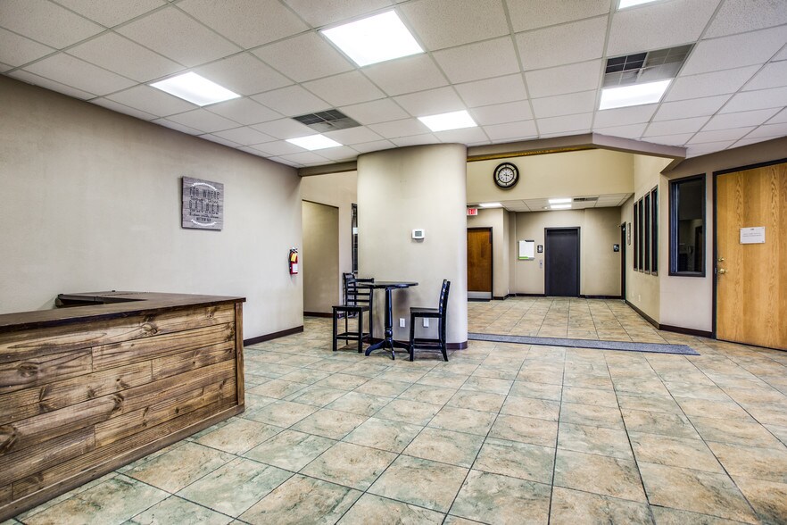 More Photos Of 6600 Paige Rd, The Colony Office For Lease