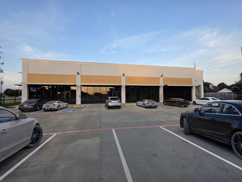 More Photos Of 19123 W Little York Rd, Katy Storefront For Sale