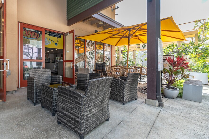 More Photos Of 143 Hekili St, Kailua Storefront For Lease