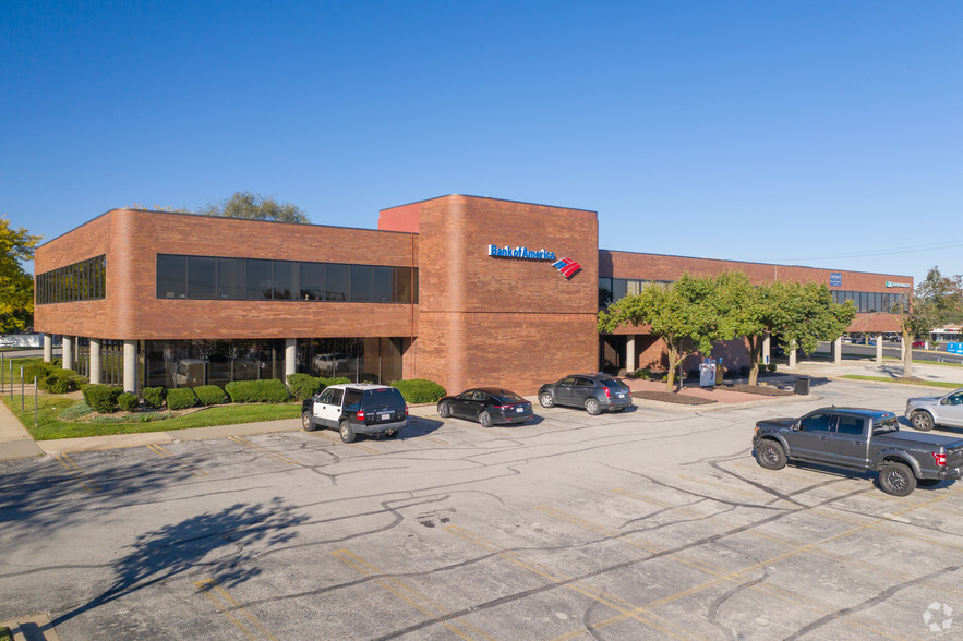 Primary Photo Of 8320 N Oak Tfwy, Kansas City Office For Lease