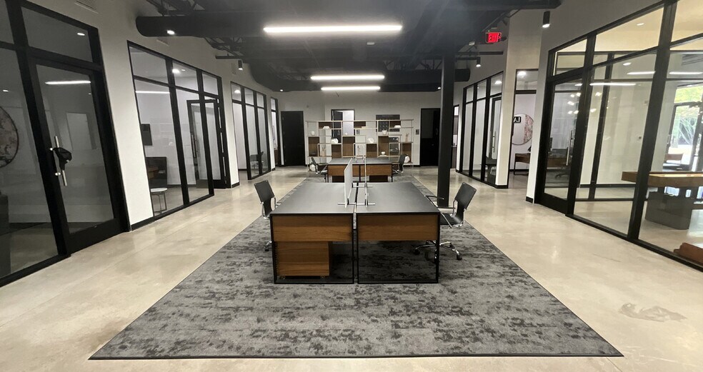 More Photos Of 10031 E Dynamite Blvd, Scottsdale Office For Sale