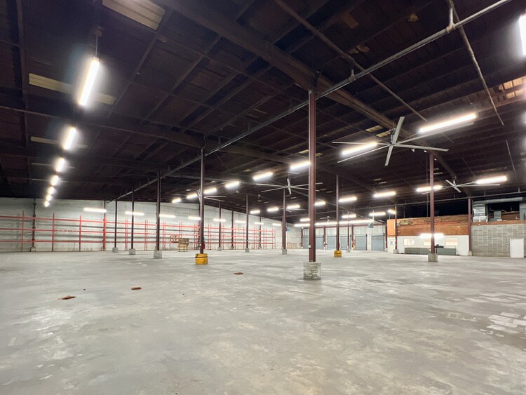 More Photos Of 7649 Townsend Pl, New Orleans Warehouse For Lease