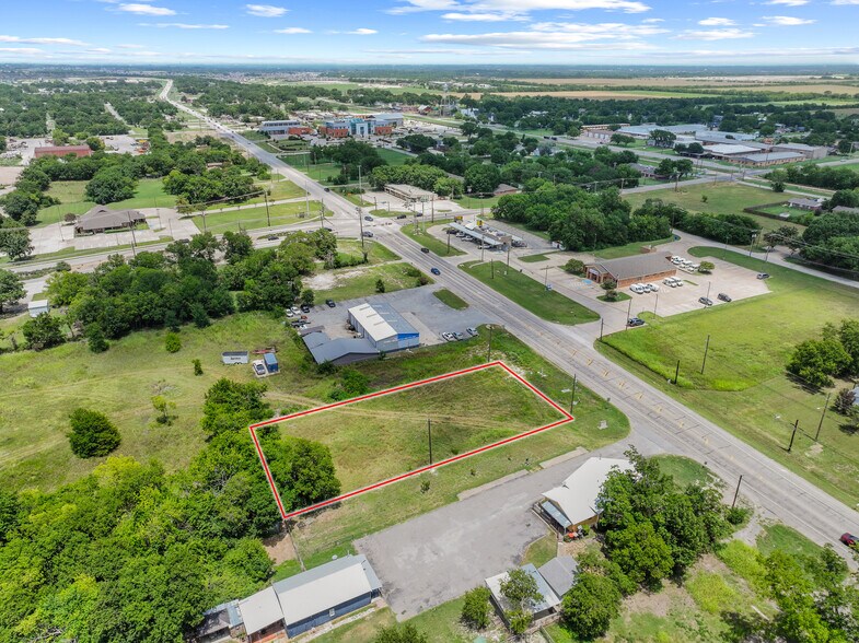 Primary Photo Of 770 Powell Pky, Anna Land For Sale