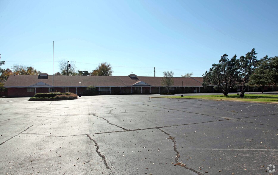 More Photos Of 5514 S Western Ave, Oklahoma City Medical For Sale
