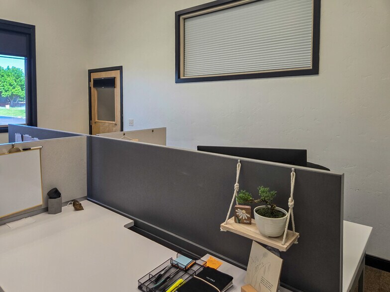 More Photos Of 200 N Seneca Springs Way, Star Office For Lease