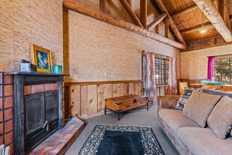 More Photos Of 23 Cuchara Ave E, La Veta Restaurant For Sale