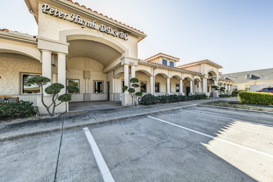 More Photos Of 1001 Long Prairie Rd, Flower Mound Medical For Sale