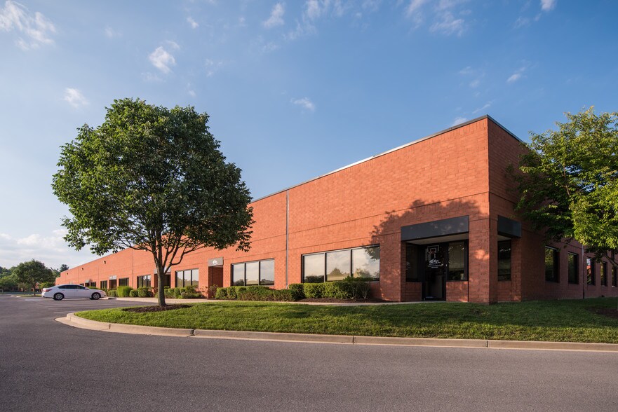 More Photos Of 5119 Pegasus Ct, Frederick Research And Development For Lease