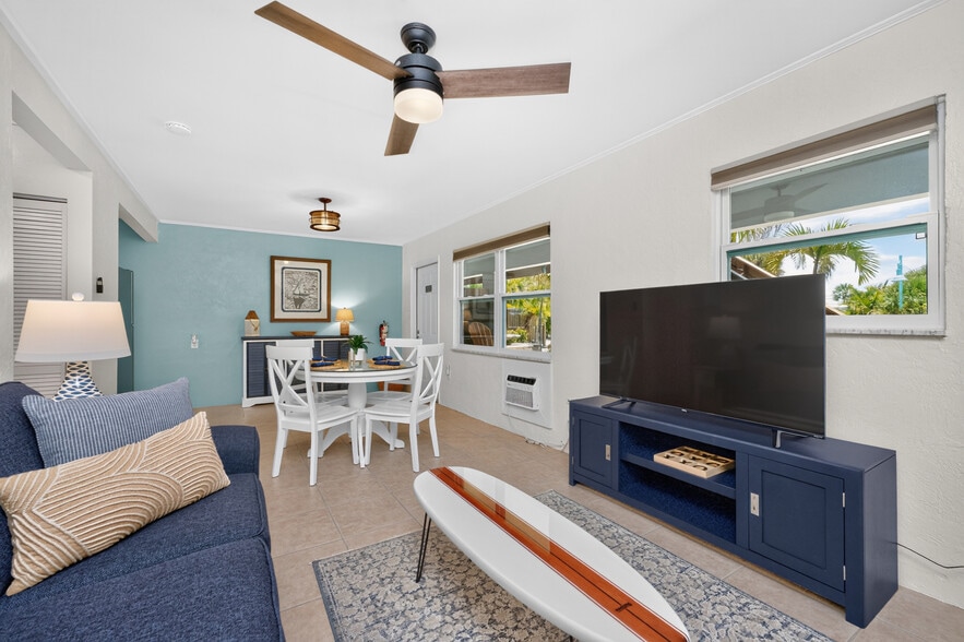 More Photos Of 1130 Gulf Blvd, Englewood Apartments For Sale