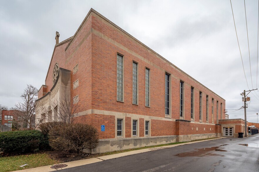 More Photos Of 3301 Byron, Chicago Religious Facility For Sale