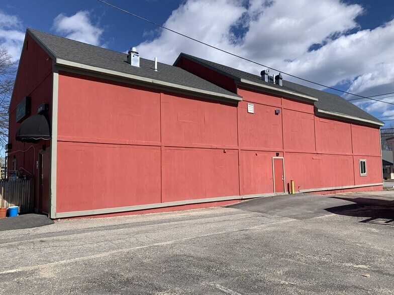 More Photos Of 512 Main St, Saco Restaurant For Lease