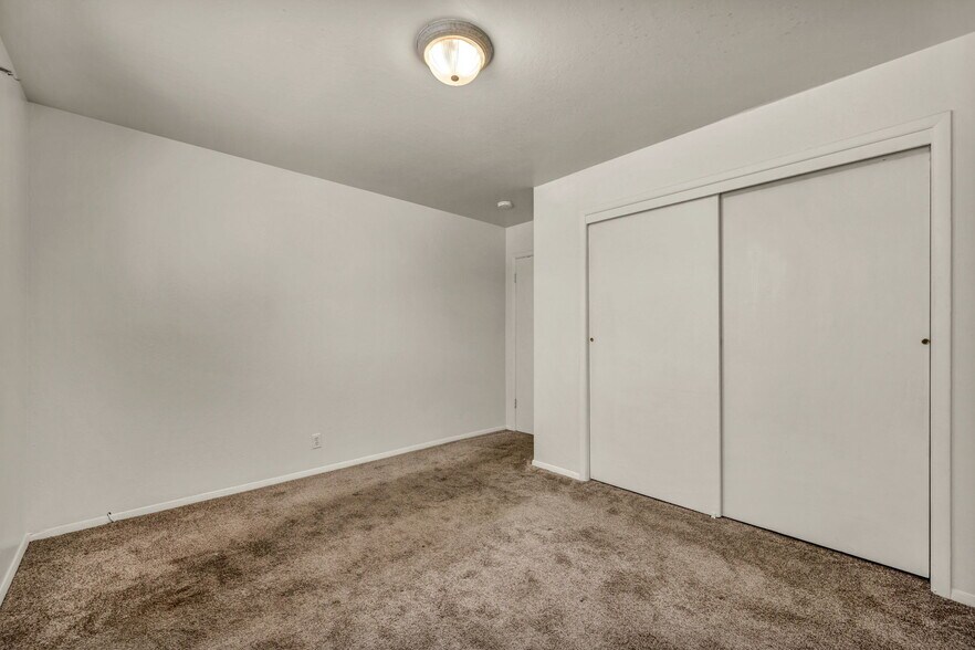 More Photos Of 372 Maine St, Reno Apartments For Sale