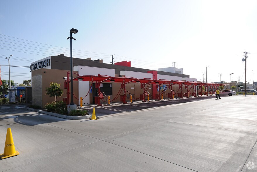 More Photos Of 13218 Rosecrans Ave, Norwalk Carwash For Sale