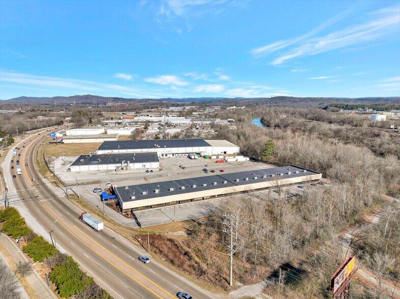 More Photos Of 3720 Amnicola Hwy, Chattanooga Unknown For Lease