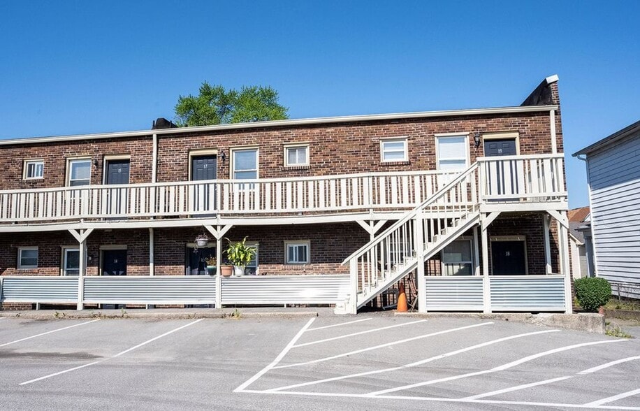 More Photos Of 118 Palmer St, Indianapolis Apartments For Sale