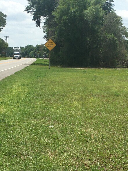 More Photos Of 2046 US Highway 17 N, Seville Auto Dealership For Sale