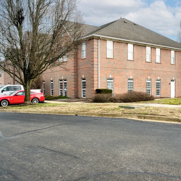 More Photos Of 3240 Office Pointe Pl, Louisville Coworking Space