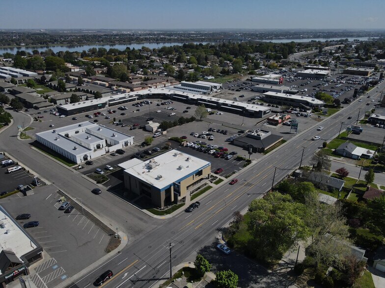 More Photos Of 320 N Johnson St, Kennewick Office For Sale