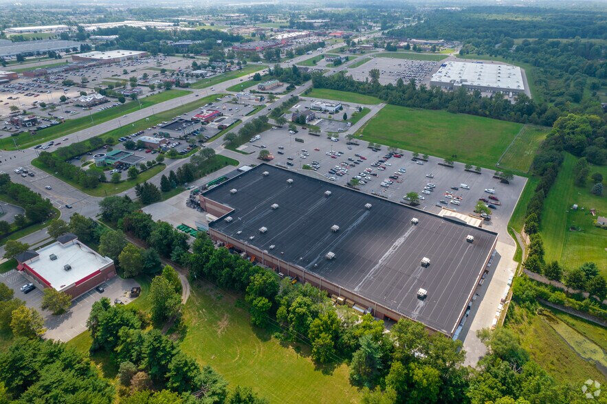 More Photos Of 8715 Owenfield Dr, Powell Storefront For Lease