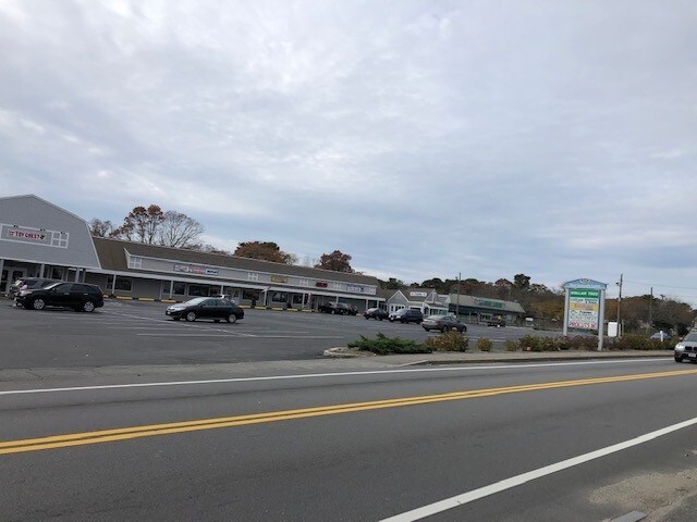 More Photos Of 517-525 Main St, West Yarmouth Storefront For Lease