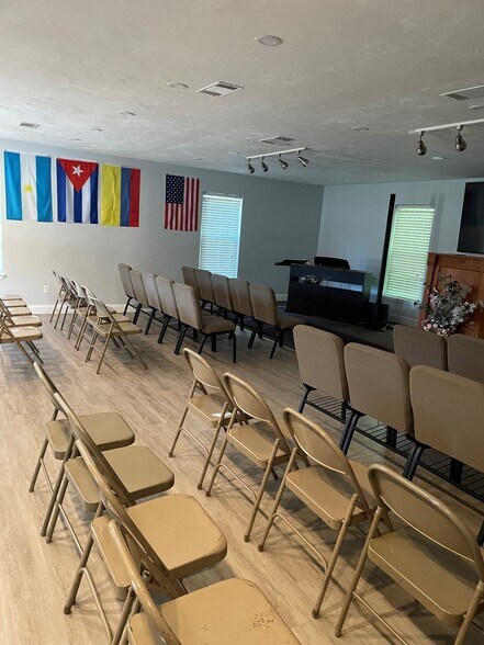 More Photos Of 3351 N Monroe St, Tallahassee Office For Sale