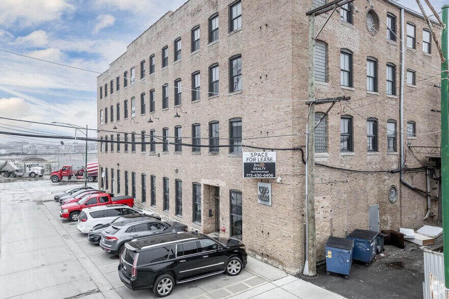More Photos Of 1525 W Homer St, Chicago Loft Creative Space For Sale