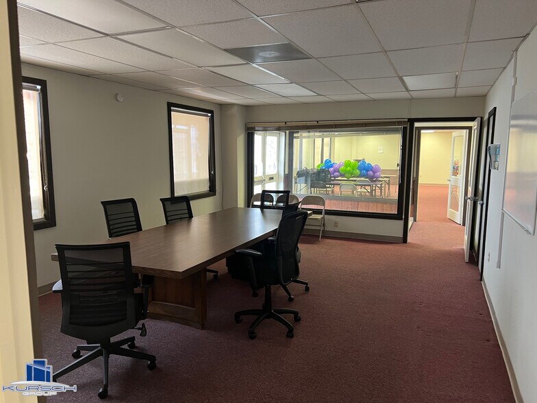More Photos Of 610 E Main St, Barstow Office For Sale