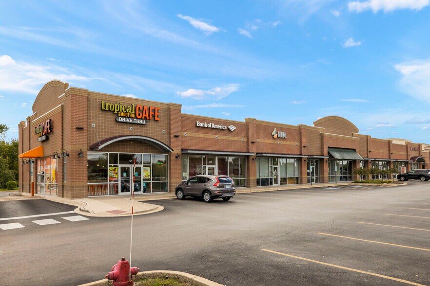 More Photos Of 1535 Butterfield Rd, Aurora General Retail For Lease