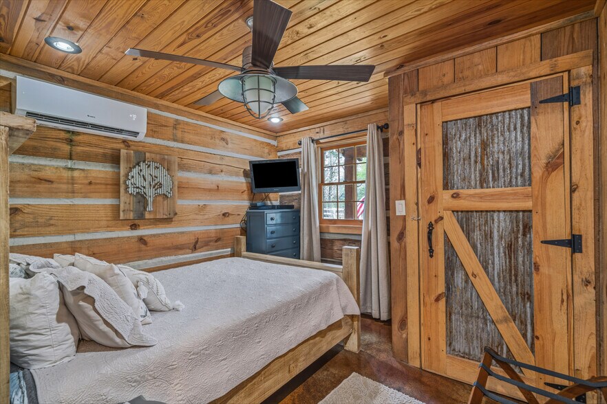 More Photos Of 75 County Road 171, Corinth Lodge Meeting Hall For Sale