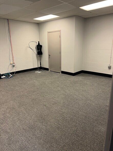 More Photos Of 1201 N Ashley St, Valdosta Auto Repair For Sale