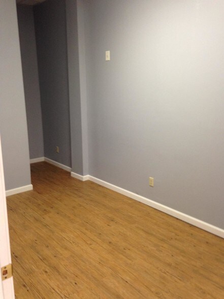 More Photos Of 50 S Main St, Middletown Apartments For Sale