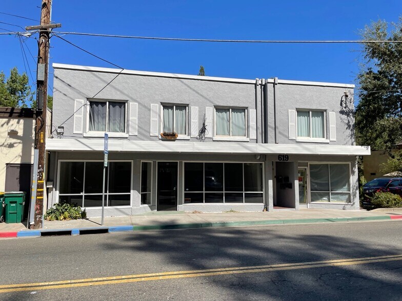 More Photos Of 617 Main St, Placerville Storefront Retail Residential For Lease