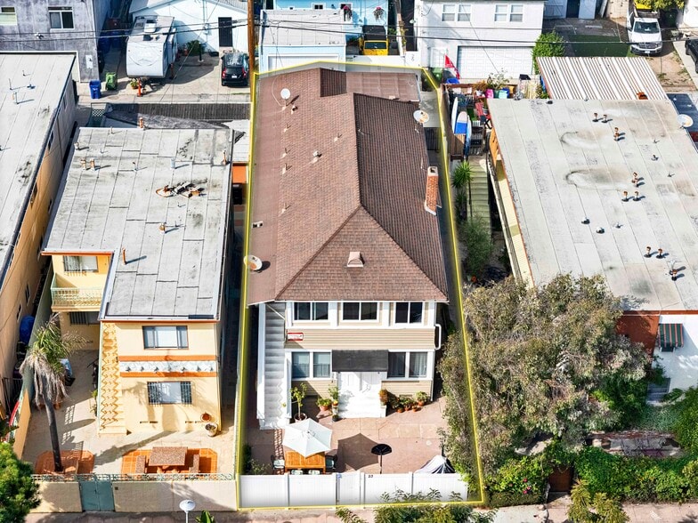 More Photos Of 23 19th Ave, Venice Apartments For Sale