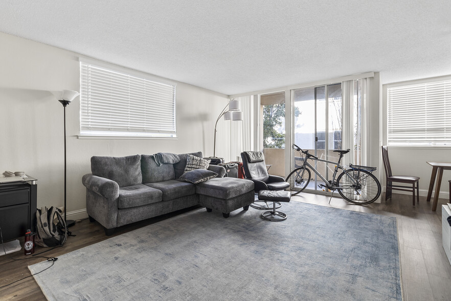 More Photos Of 2477 Virginia St, Berkeley Apartments For Sale