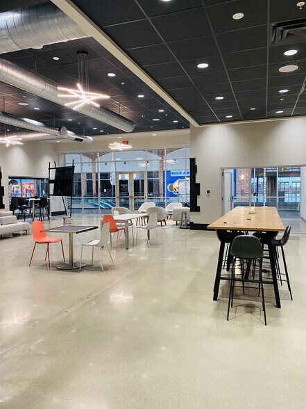 More Photos Of 7100-7140 Foundry Row, Liberty Township Coworking Space