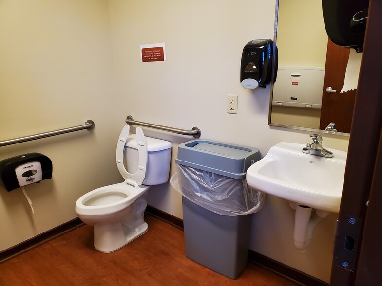 More Photos Of 11115-11119 Lima Rd, Fort Wayne Medical For Sale