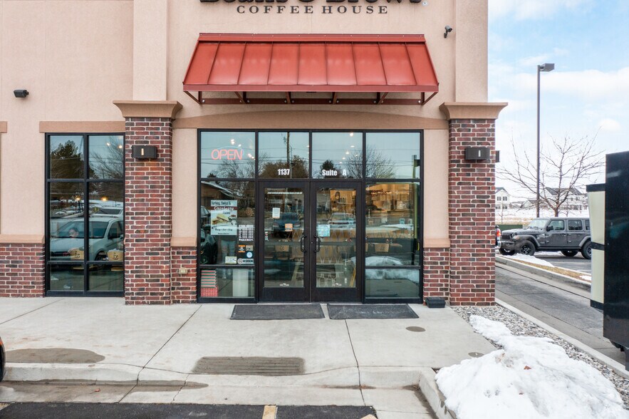 More Photos Of 1000 W Antelope Dr, Syracuse Unknown For Lease