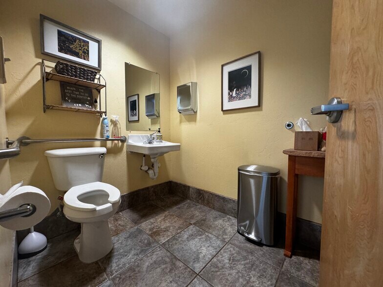 More Photos Of 3838 E Fort Lowell Rd, Tucson Medical For Sale