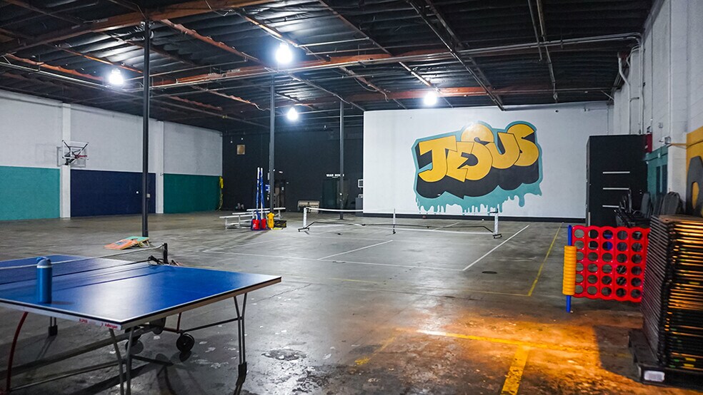 More Photos Of 911-913 S Maple Ave, Montebello Warehouse For Sale