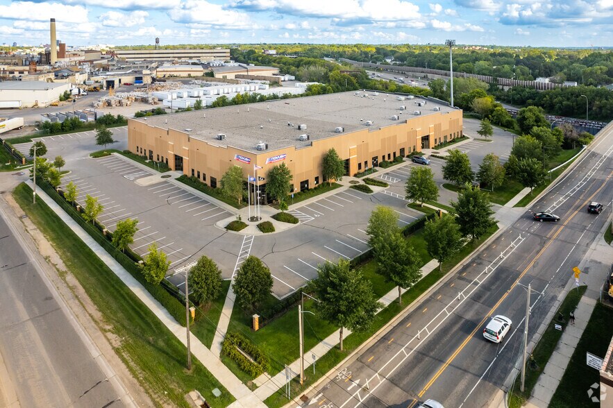 More Photos Of 650 Pelham Blvd, Saint Paul Flex For Lease