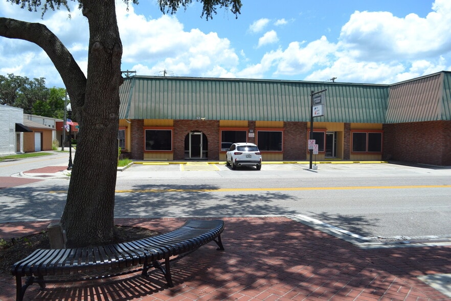 More Photos Of 465 E Main St, Bartow Medical For Lease