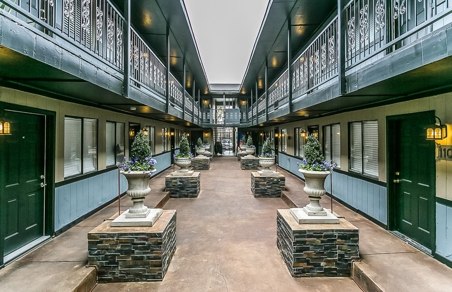 More Photos Of 1516 Annex Ave, Dallas Apartments For Sale