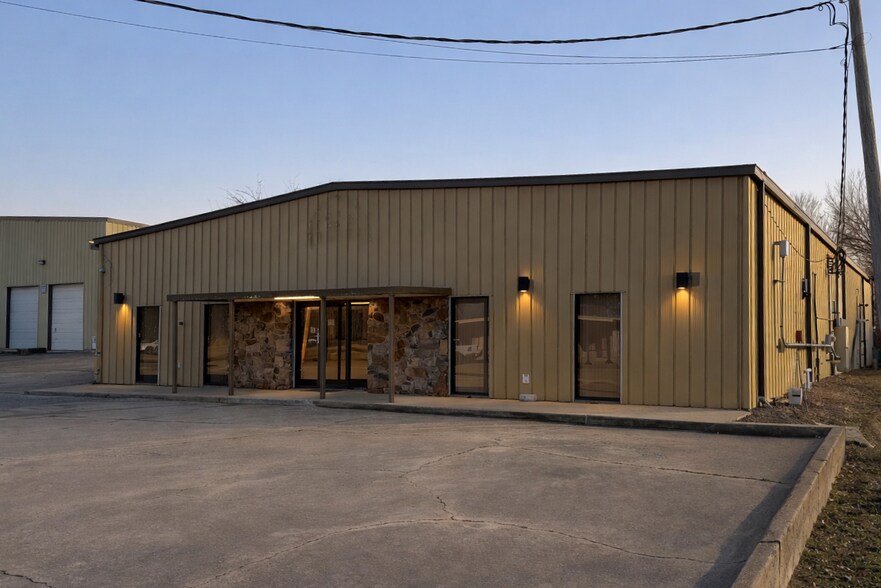 Primary Photo Of 1302 Jackson St, Fort Smith Industrial For Lease