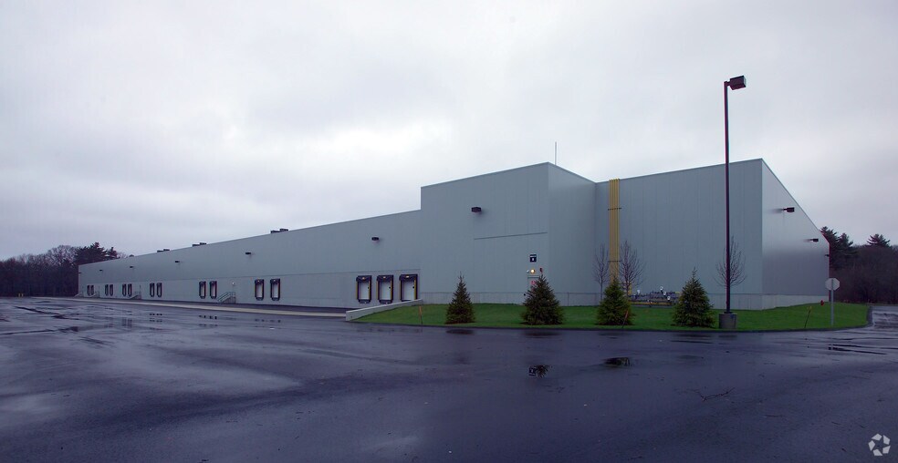 More Photos Of 220 O'Connell Way, East Taunton Warehouse For Lease