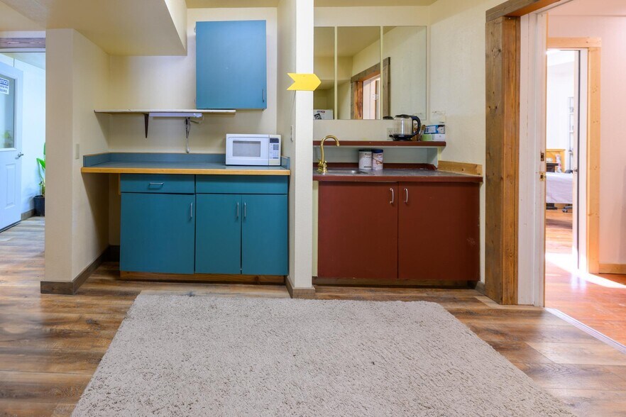 More Photos Of 312 Dewey Ave, Eureka Storefront Retail Office For Sale