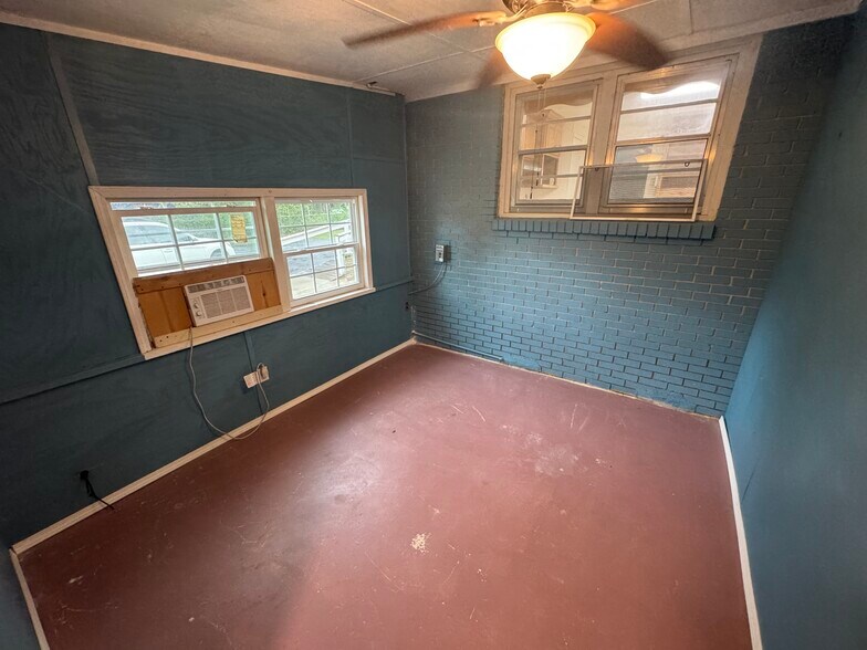 More Photos Of 1616 E Park Ave, Valdosta Multifamily For Sale
