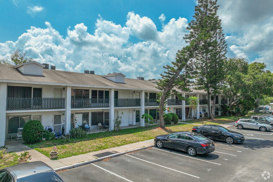 More Photos Of 2566 Harn BLVD, Clearwater Apartments For Sale
