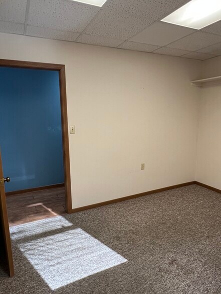More Photos Of 148 W Pike St, Canonsburg Storefront Retail Office For Lease