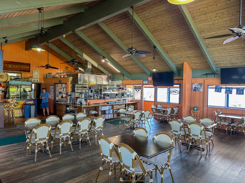 More Photos Of 854 Puu Road, Kalaheo Restaurant For Lease