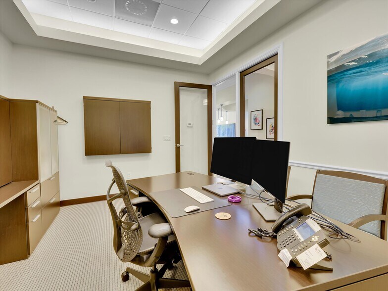 More Photos Of 2890 W State Road 84, Fort Lauderdale Office For Sale